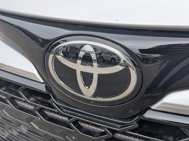 2025 Toyota COROLLA HATCHBACK SE