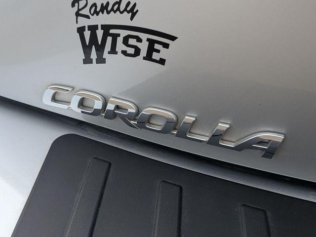 2025 Toyota COROLLA HATCHBACK SE