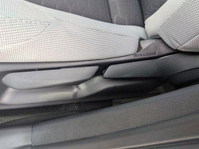 2025 Toyota COROLLA HATCHBACK SE