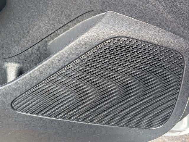 2025 Toyota COROLLA HATCHBACK SE