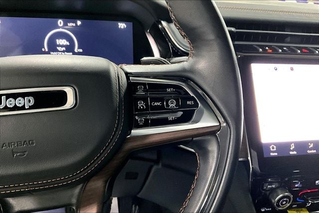 2022 Jeep Grand Cherokee Summit