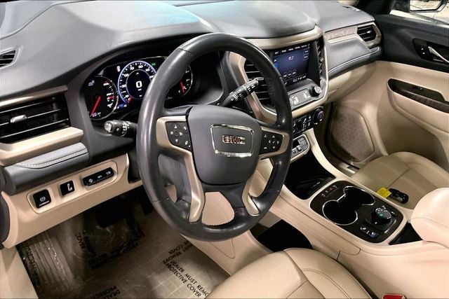 2022 GMC Acadia Denali