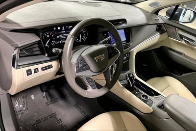 2020 Cadillac XT5 Premium Luxury
