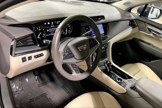 2020 Cadillac XT5 Premium Luxury