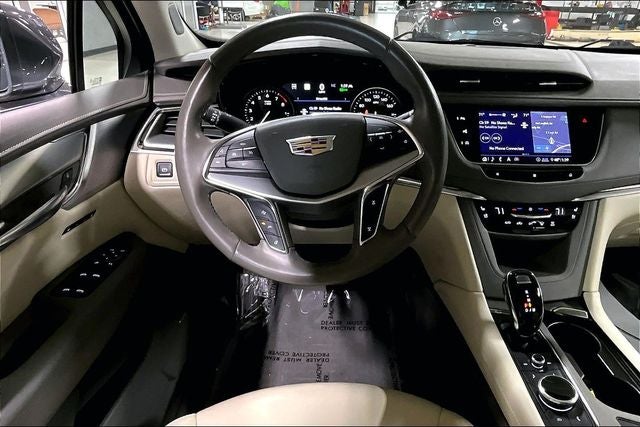 2020 Cadillac XT5 Premium Luxury