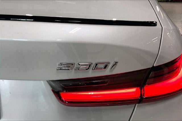 2026 BMW 3 Series 330i xDrive