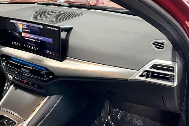 2025 BMW 3 Series 330i xDrive