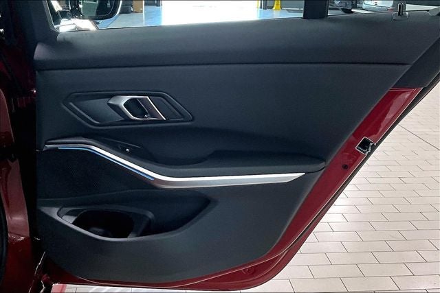 2025 BMW 3 Series 330i xDrive