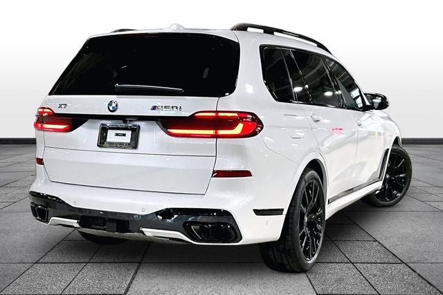 2026 BMW X7 M60i
