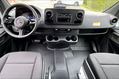 2026 Mercedes-Benz Sprinter 2500 Cargo 144 WB