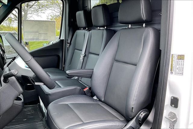 2026 Mercedes-Benz Sprinter 2500 Cargo 144 WB