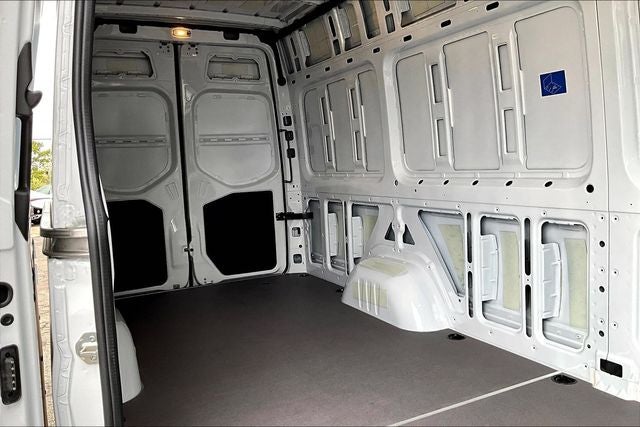 2026 Mercedes-Benz Sprinter 2500 Cargo 170 WB High Roof