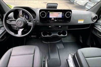 2026 Mercedes-Benz Sprinter 2500 Cargo 170 WB High Roof