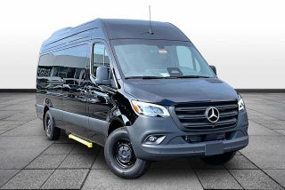 2026 Mercedes-Benz Sprinter 2500 Passenger 170 WB High Roof