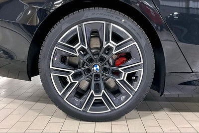 2026 BMW 5 Series 550e xDrive