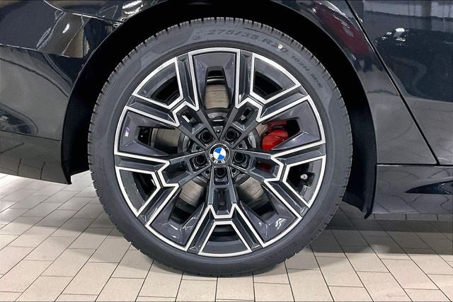 2026 BMW 5 Series 550e xDrive