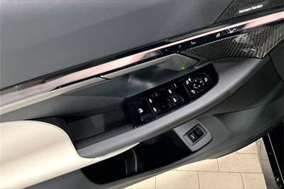 2026 BMW 5 Series 550e xDrive