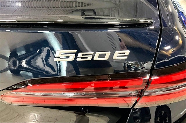 2026 BMW 5 Series 550e xDrive
