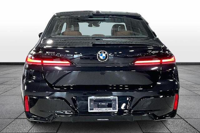 2026 BMW 7 Series 740i xDrive