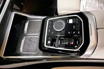 2026 BMW 7 Series 750e xDrive