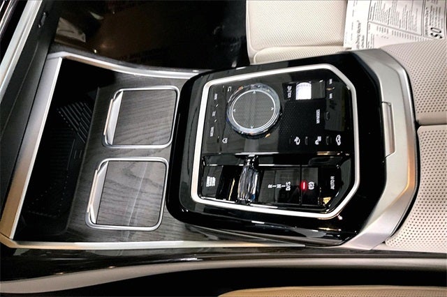 2026 BMW 7 Series 750e xDrive