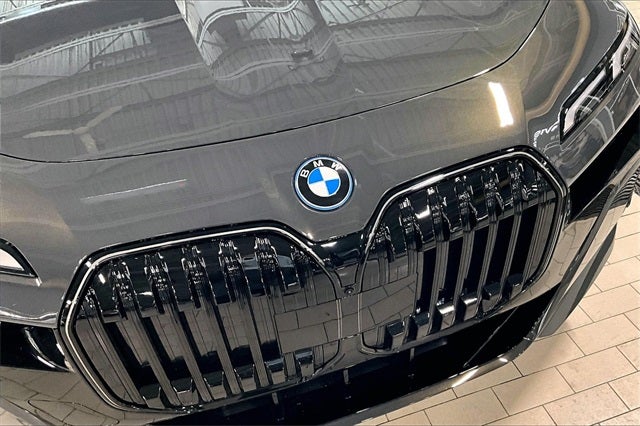 2026 BMW 7 Series 750e xDrive
