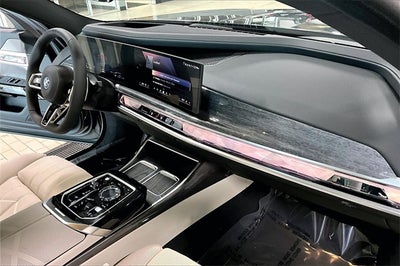 2026 BMW 7 Series 750e xDrive