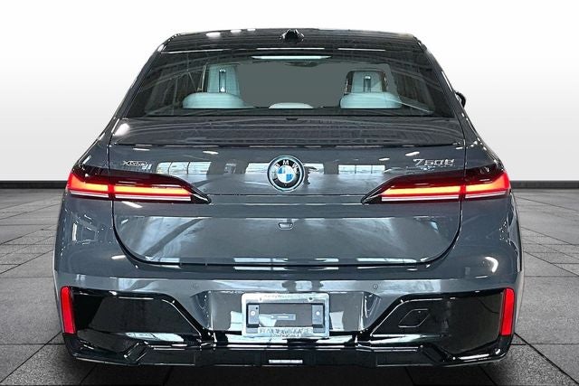 2026 BMW 7 Series 750e xDrive