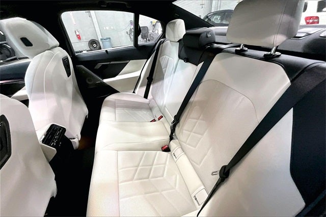 2026 BMW 5 Series 530i xDrive