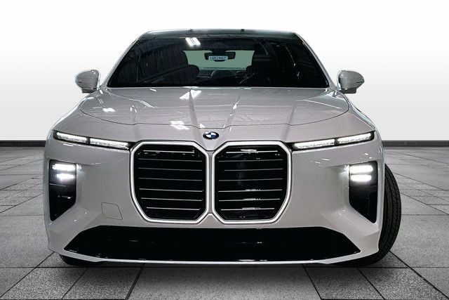2027 BMW 7 Series 740i xDrive