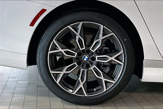 2027 BMW 7 Series 740i xDrive