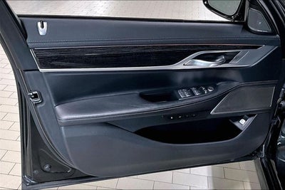 2022 BMW 7 Series 750i xDrive