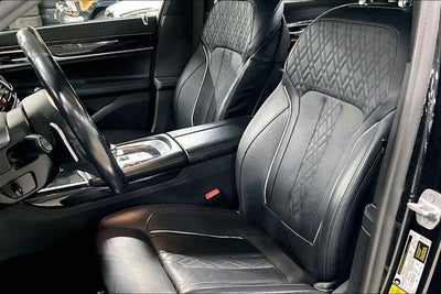 2022 BMW 7 Series 750i xDrive