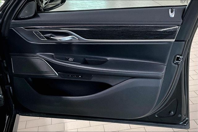 2022 BMW 7 Series 750i xDrive
