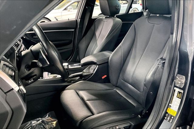 2018 BMW 3 Series 330i xDrive