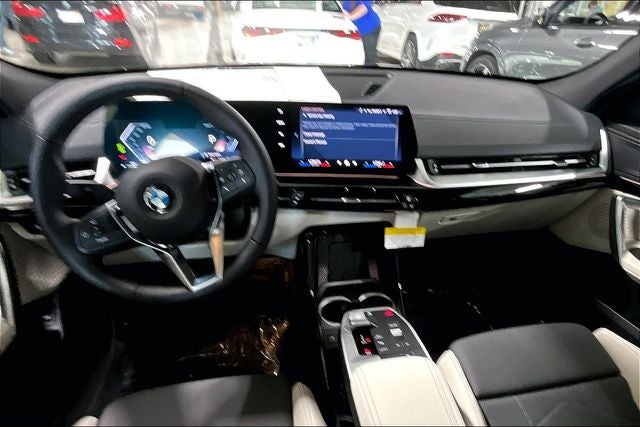 2027 BMW X2 xDrive28i