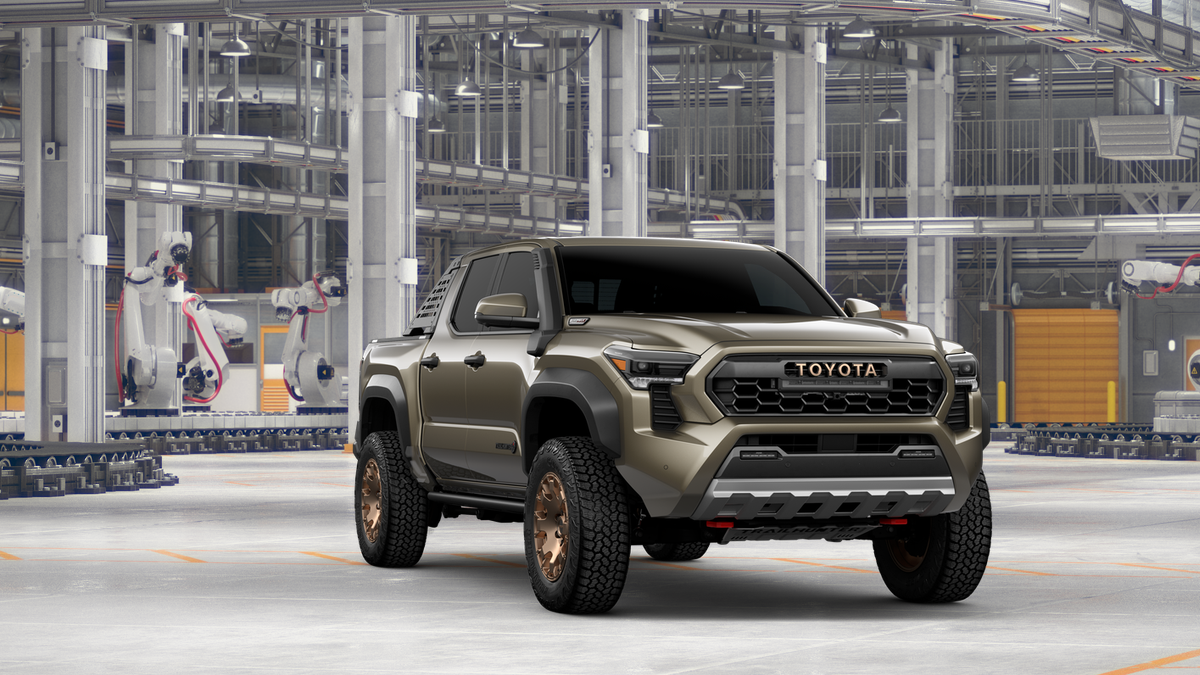 2026 Toyota Tacoma i-FORCE MAX Trailhunter