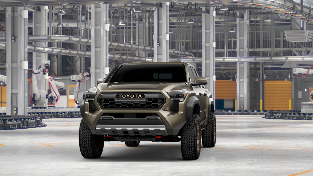 2026 Toyota Tacoma i-FORCE MAX Trailhunter