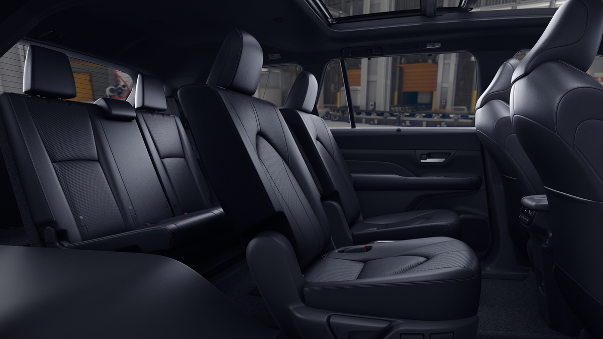 2026 Toyota Grand Highlander Hybrid Hybrid Nightshade