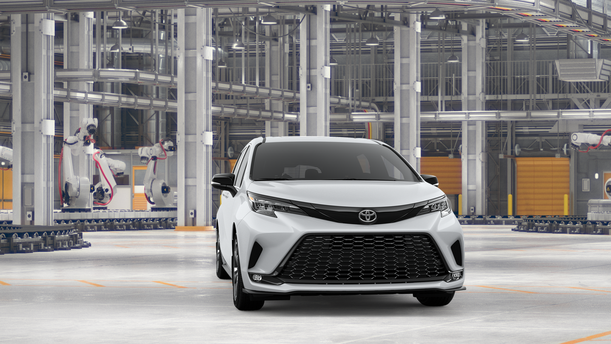 2026 Toyota Sienna XSE