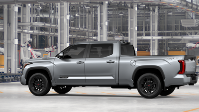 2026 Toyota Tundra i-FORCE MAX Platinum i-FORCE MAX