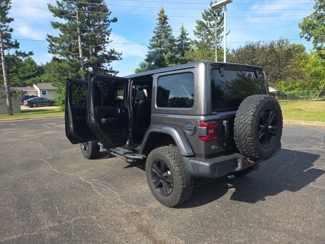 2020 Jeep Wrangler Unlimited Sahara Altitude