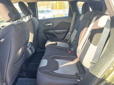 2015 Jeep Cherokee Sport