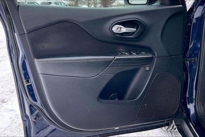 2016 Jeep Cherokee Sport