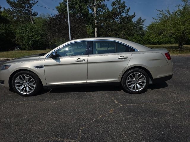 2018 Ford Taurus Limited
