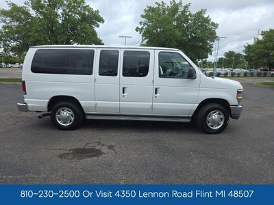 2010 Ford E-350SD XLT