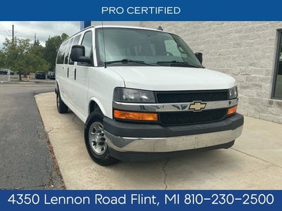 2017 Chevrolet Express 3500 LT Passenger