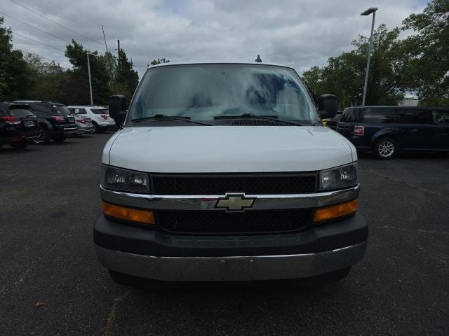 2017 Chevrolet Express 3500 LT Passenger