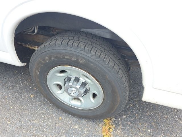2017 Chevrolet Express 3500 LT Passenger