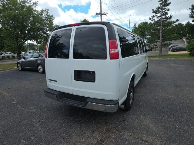 2017 Chevrolet Express 3500 LT Passenger